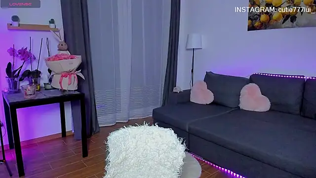 Lui_Cute webcam