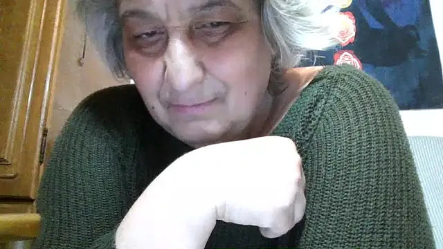 ExquisiteMature webcam