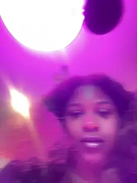 terrestrial-mermaid - Terrestrial-mermaid's free webcam - UK Sex Cams