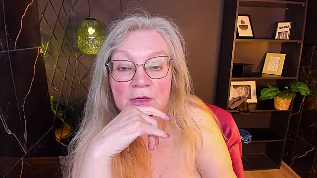 NataliMellow live sex cam