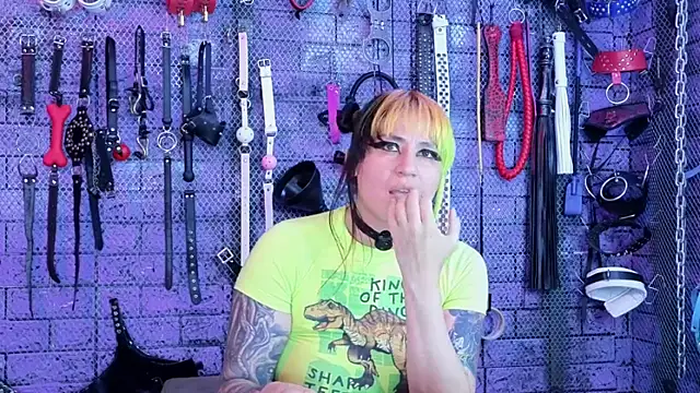 PANDORANEZZ live sex cam