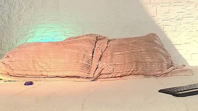 eliassalvatore_ (M young) - Cum explodes on your face