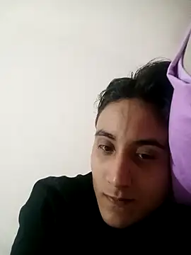 EsmeraldaNaim webcam