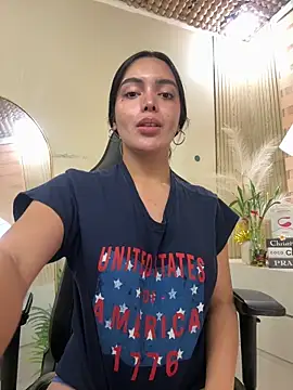 TS-SimplyTheBest live sex cam