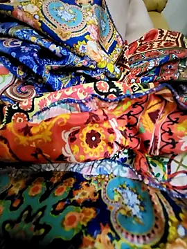 REAL-BigBoobCat webcam