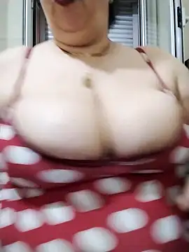 milkbreastsexy webcam