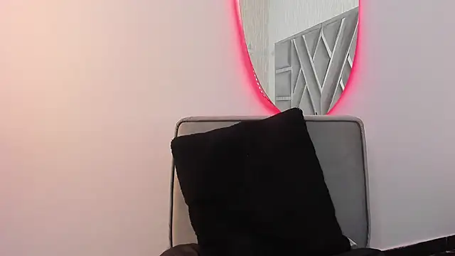 MonzerratBoyer webcam