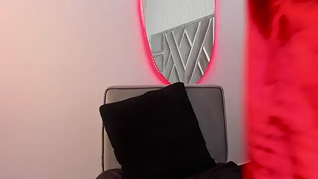 MonzerratBoyer webcam