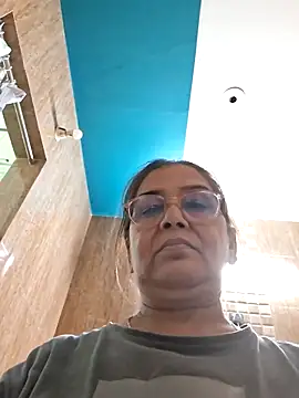 Shalini3456 webcam