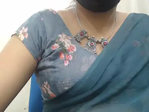 Lovely_Siri_23 webcam