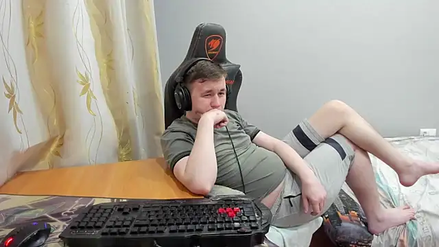 iliaskrislove webcam