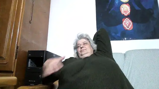 ExquisiteMature webcam