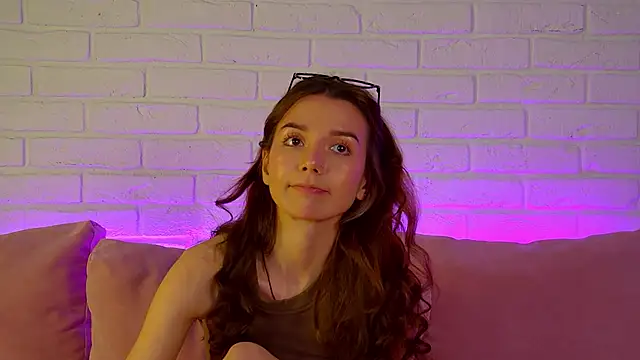 VanessaVienne webcam