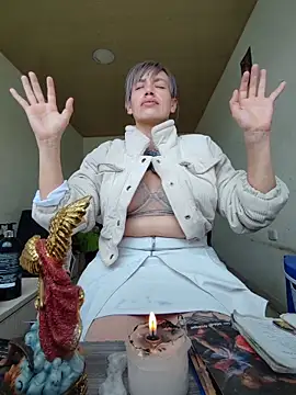 MARILYNMADELENAKOVANOVA webcam