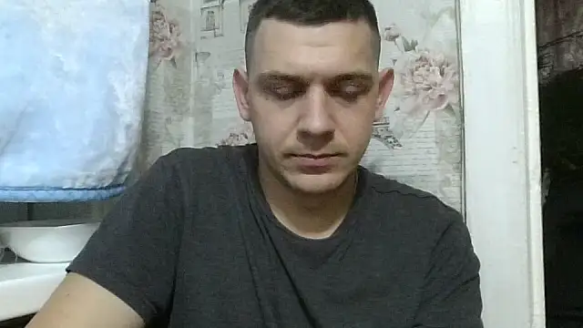 mark1404 (M young) - if you want me to cum