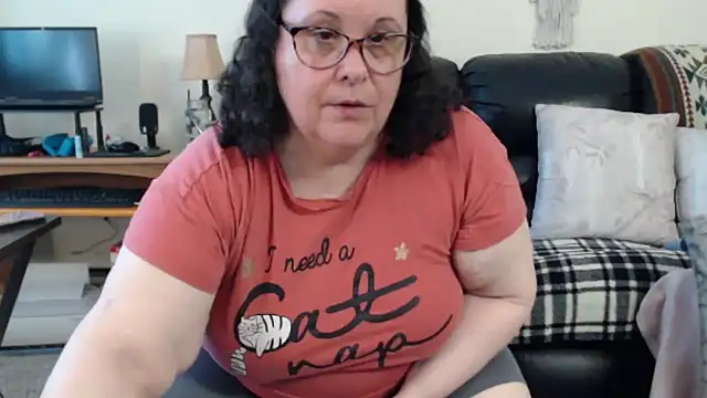 Juicy_Julie469 live sex cam