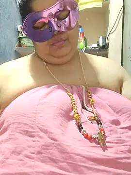 tamilthanushri webcam