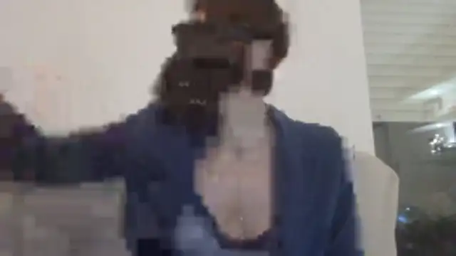 HelenTiAscolta webcam