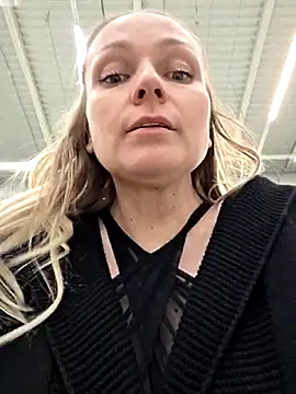 bondgirl_013 (F milf) - Control link to LT 10 min 🔥