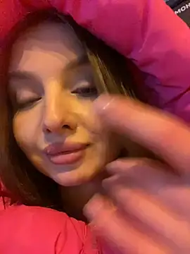 krismagnoly (F young) - PAMPER MY PUSSY AND PLAY WITH HER