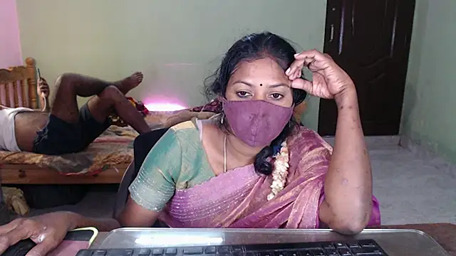 HotGulabi webcam