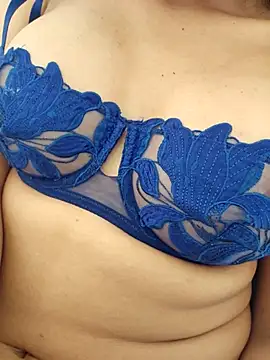 Webcam Model (_MissCarla23_)  is live.Free join now!