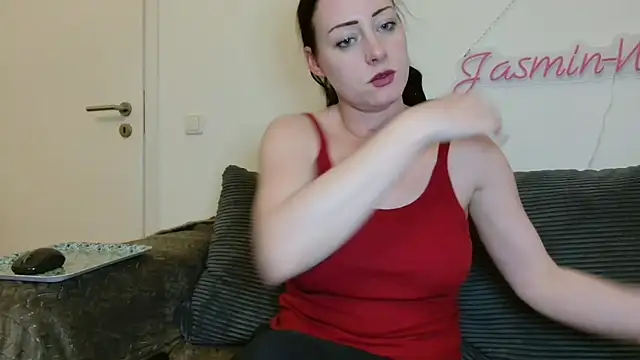 Jasmin-White webcam