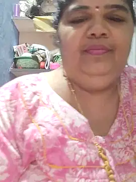 tamilthanushri webcam