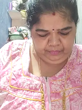 tamilthanushri (F milf) - Ass hole