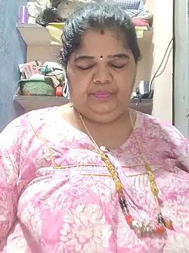 tamilthanushri webcam