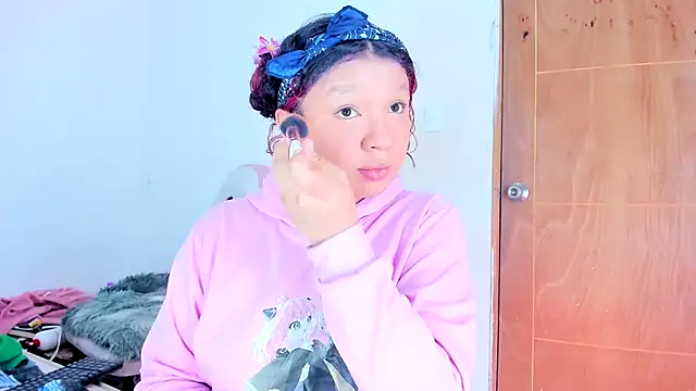 Emily_Coper18 webcam