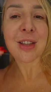 Webcam Model (MariaRichi_)  is live.Free join now!