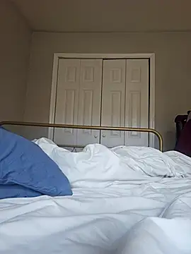 oliviaprettypussy webcam