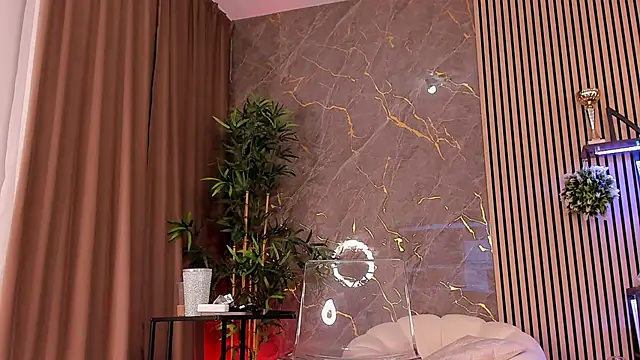 Red_Kim Stripchat cam model