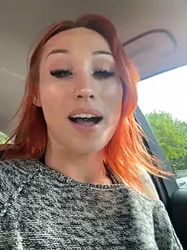 ThornsandHoney webcam