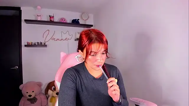 Vannessa__Shy webcam