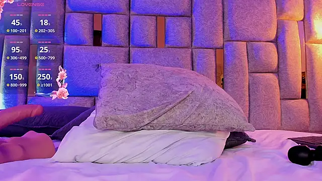 camilaa_smith_ webcam