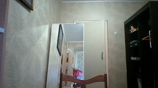 ElenoreHolguin webcam