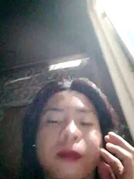 YourHotMenxie18 webcam