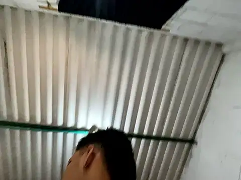 Max_TheHorseDick webcam