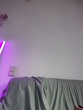 alisson_carolina73 webcam