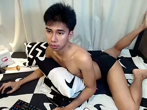 Ur_pinoyhotbrix webcam