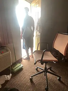 Stressreliever82 live sex cam