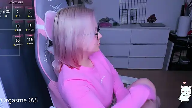 miray_kuriyama123 webcam