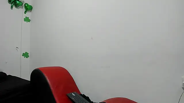 StraightBoy_Nick webcam