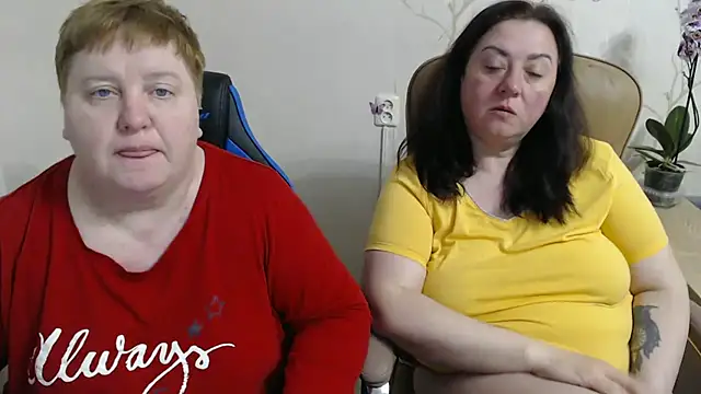 Lindy-Jeanie webcam