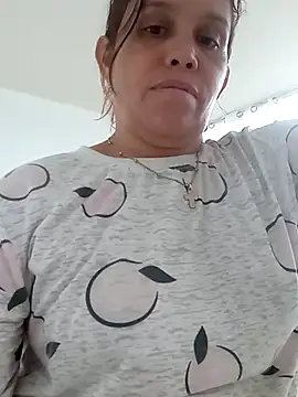 alexandra-queen webcam