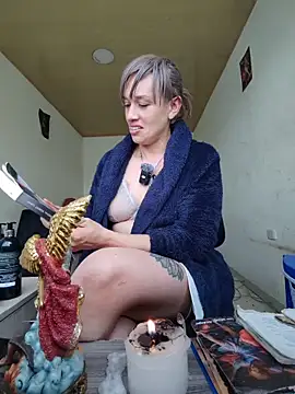 MARILYNMADELENAKOVANOVA webcam