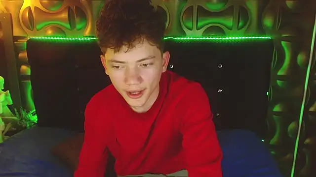 cruz_dante (M twink) - CUMING IN PUBLIC