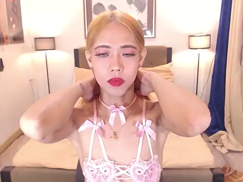 PreciousAmore webcam